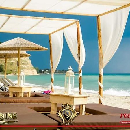 Nea Kallikrateia Room Nine 9 Beachfront Apartments מראה חיצוני תמונה