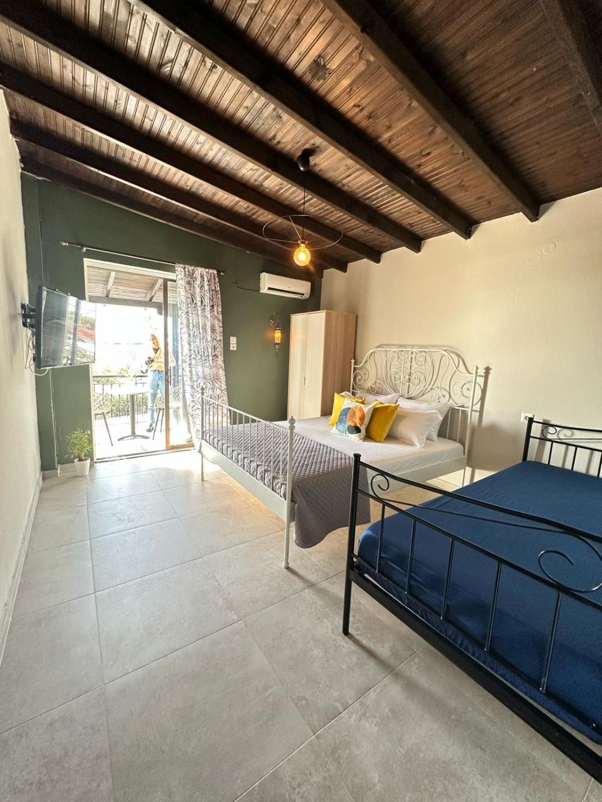 Nea Kallikrateia Room Nine 9 Beachfront Apartments מראה חיצוני תמונה