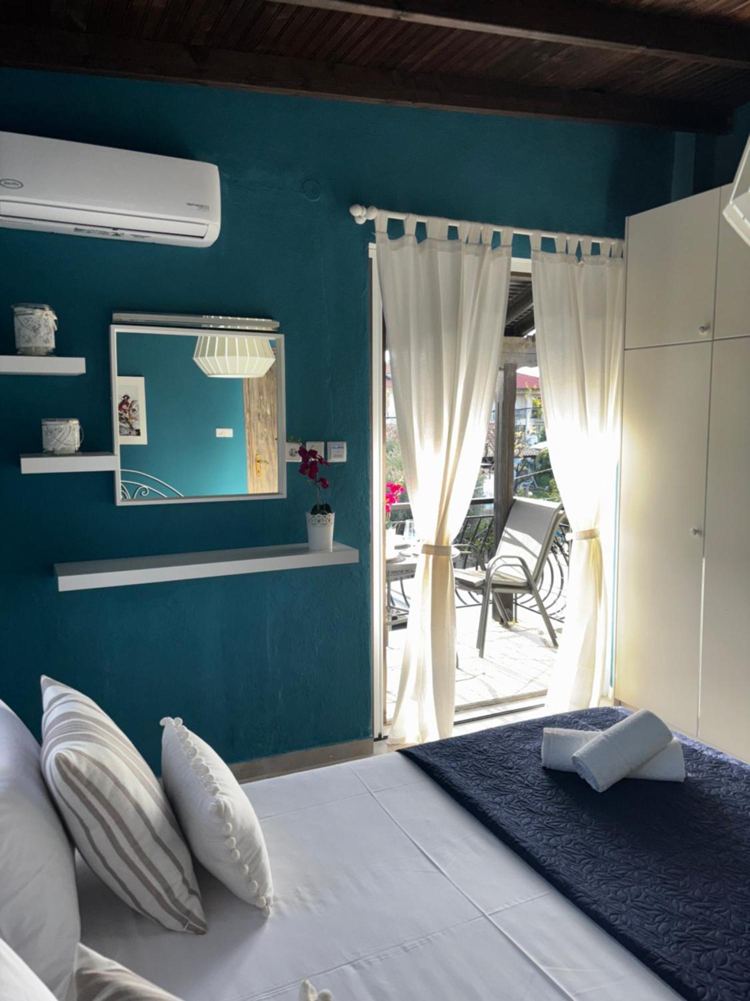 Nea Kallikrateia Room Nine 9 Beachfront Apartments מראה חיצוני תמונה